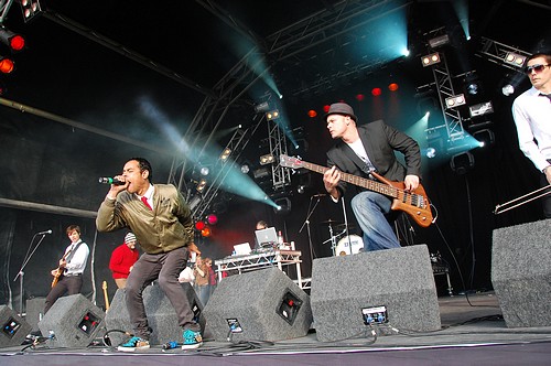 Dub Pistols